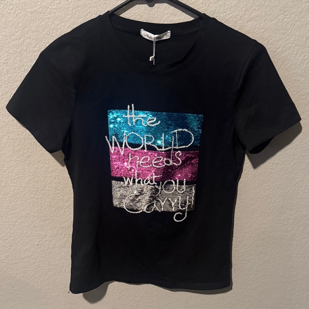 Woman’s graphic Black Graphic Tee